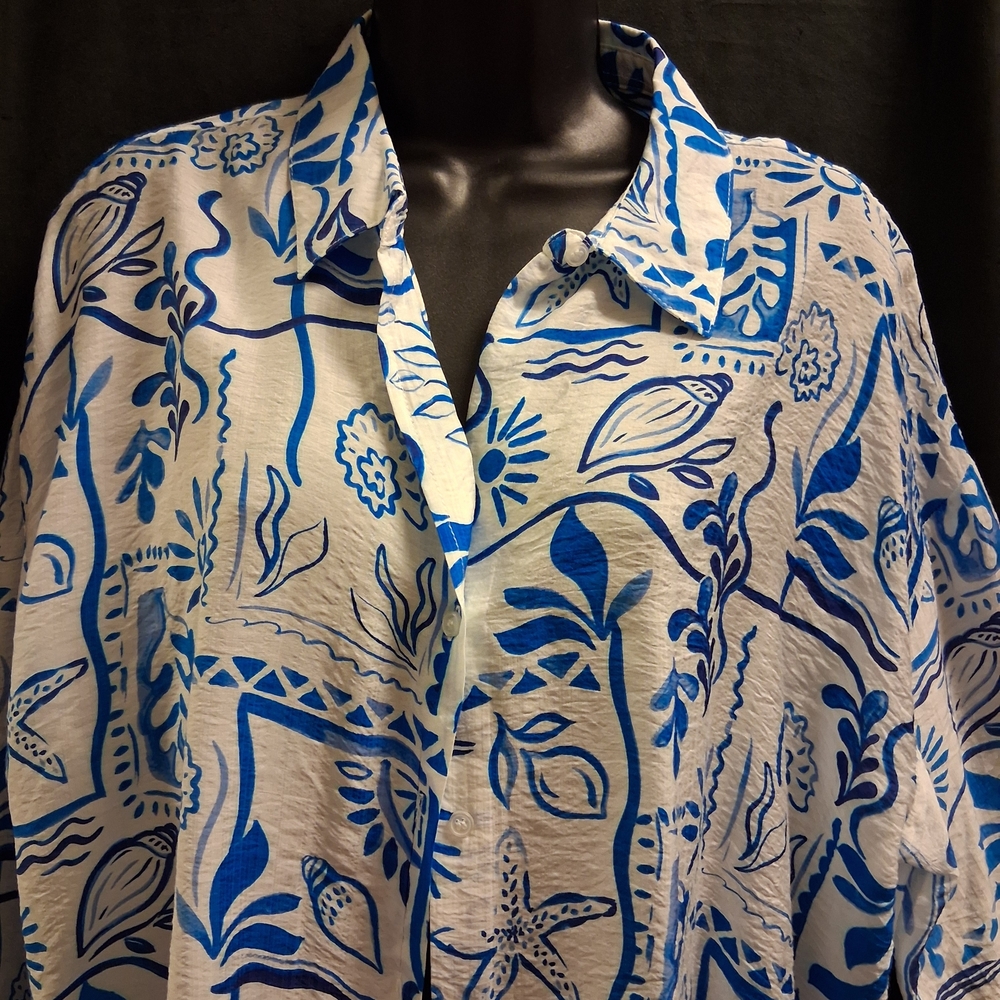 Floral Blue and White Women's Blouse - Picture 2 of 5